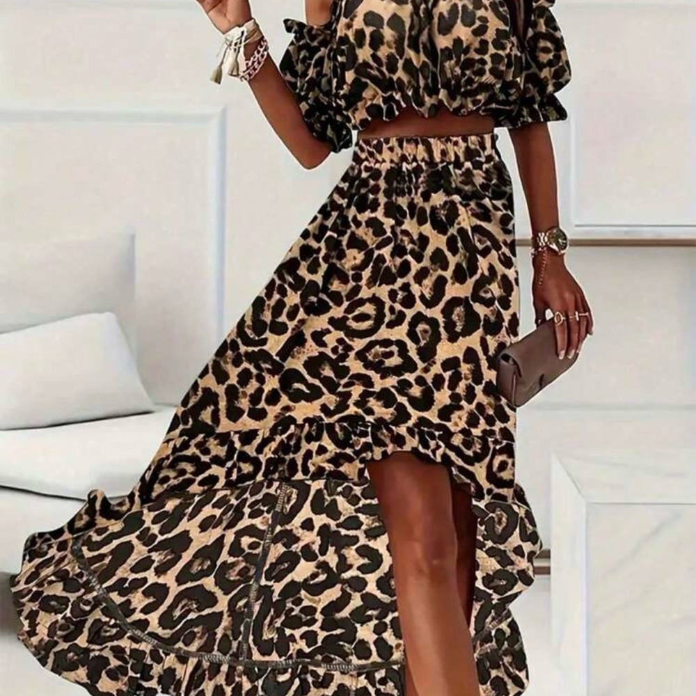 Leopard Print Women's Skirt and tub top